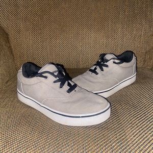 Kids Heelys Size 7